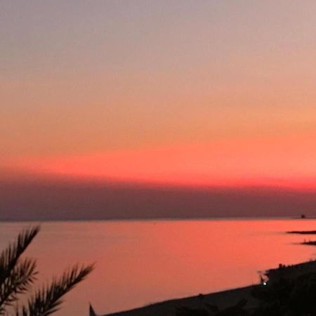 Playa Paraiso 마리나 디 리차노 외부 사진